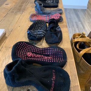 4 Like New pairs of Pure Barre grip socks